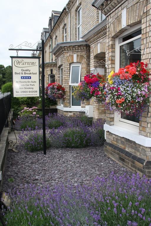 Warrens Guest House ยอร์ค ภายนอก รูปภาพ